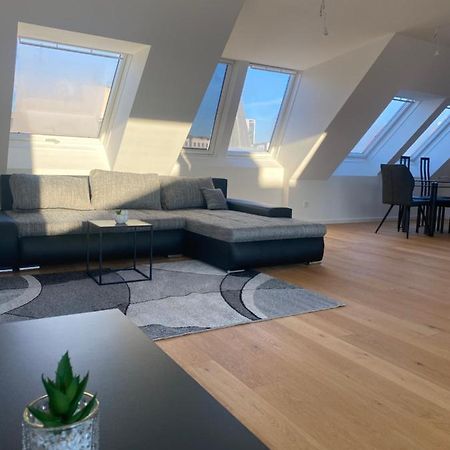 Home Sweet Home Vienna - Penthouse Bagian luar foto