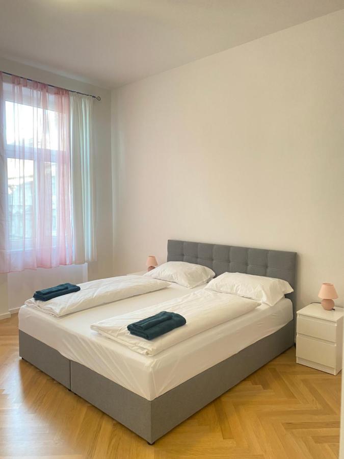 Home Sweet Home Vienna - Penthouse Bagian luar foto