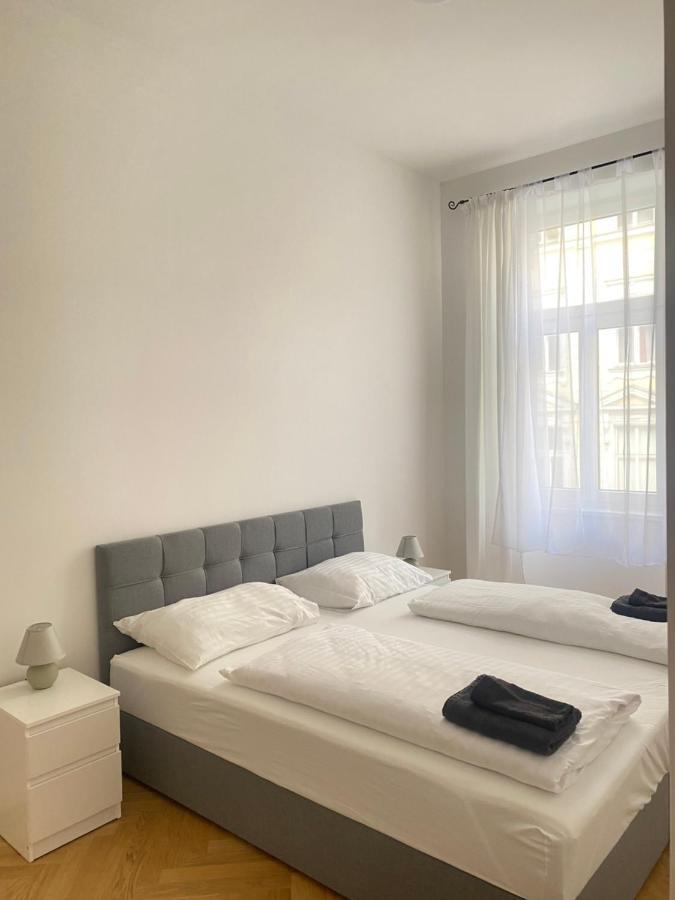 Home Sweet Home Vienna - Penthouse Bagian luar foto